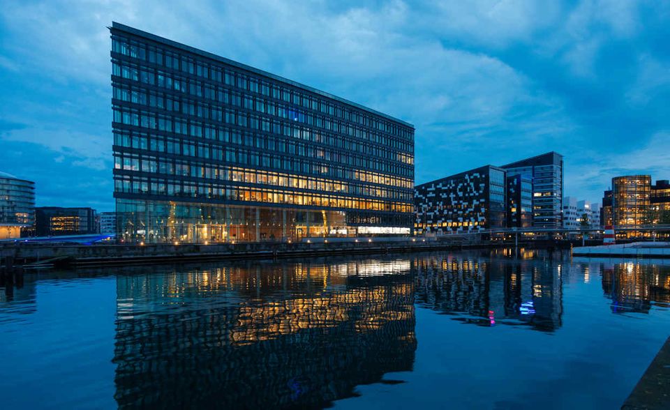 Eben so teuer wie New York ist das Leben in Kopenhagen und Seoul. Die dänische Hauptstadt stieg im Ranking einen Platz ...