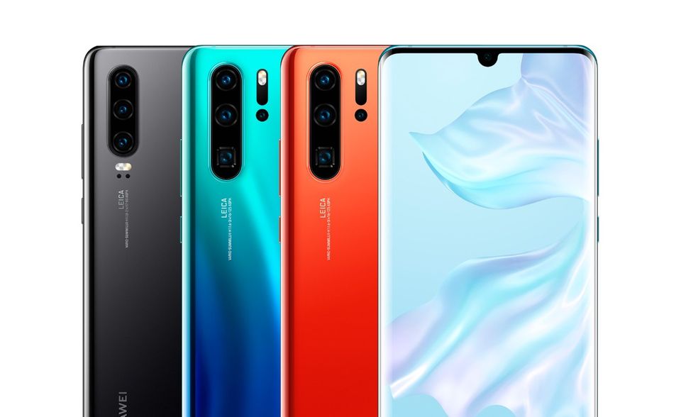 Aktuelles Smartphone-Flagschiff ist das Huawei P30. Tester ergingen sich vor allem bei der Kamera in Lobeshymnen. Der Konzern gehört ferner zu den weltweit führenden Netzwerkausrüstern. Das Angebot für Unternehmen reicht von Routern bis zu Datenspeicherung in der Cloud.