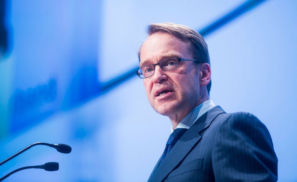 Auch die Europäische Zentralbank braucht einen neuen Präsidenten. Wer im Oktober die Nachfolge von Mario Draghi antreten wird, ist noch offen. Aus Deutschland ist Bundesbank-Chef Jens Weidmann im Gespräch. Sollte mit Manfred Weber ein Deutscher Kommissionpräsident werden, sieht es für Weidmann allerdings schlecht aus. Dass gleich zwei wichtige EU-Ämter von Deutschen besetzt werden, gilt als unwahrscheinlich.