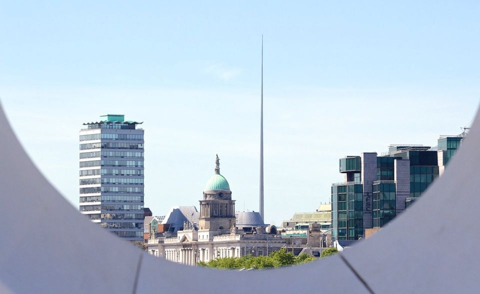 Dublin lag mit 65 Finanzierungsrunden auf Platz neun der europäischen Start-up-Zentren. 2017 hatte die irische Hauptstadt lediglich 46 Finanzierungsrunden verzeichnet. Beim Investitionsvolumen erreichte Dublin mit 448 Mio. Euro (Vorjahr: 193 Mio. Euro) sogar Platz sieben.