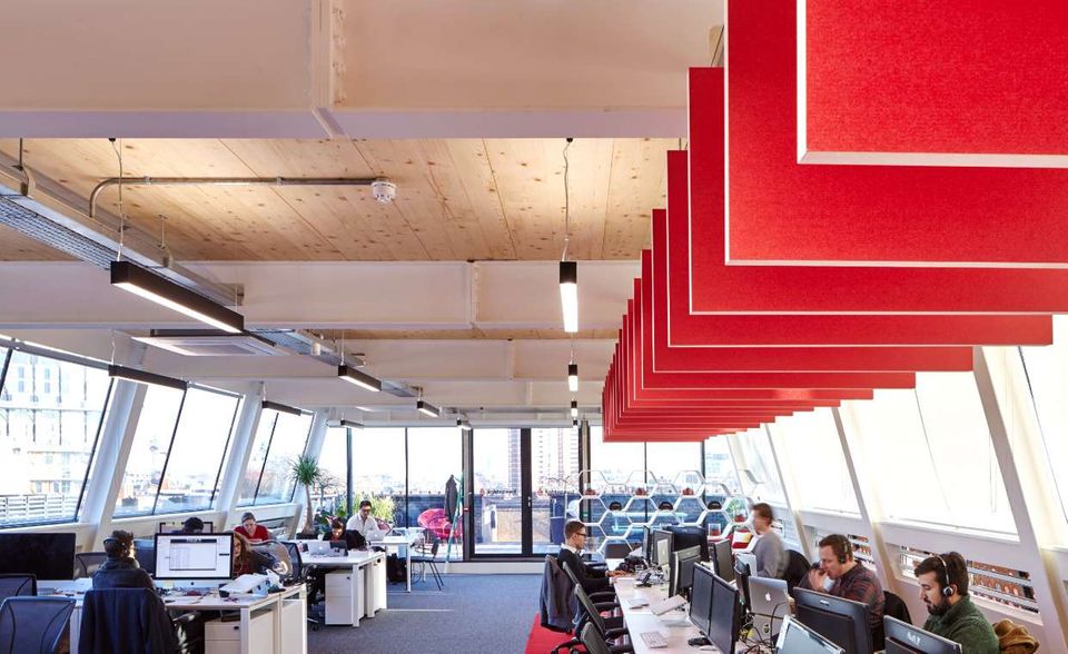 London spielt als Start-up-Standort in einer eigenen Liga. Das Finanzzentrum lag 2018 sowohl bei der Zahl der Finanzrunden (623) als auch beim Finanzierungsvolumen (5 Mrd. Euro) uneinholbar vor der europäischen Konkurrenz. Das pushte das Vereinigte Königreich an die Spitze des Länderankings. Bei den Finanzierungsrunden lag Frankreich auf Platz zwei, gefolgt von Deutschland. Gemessen am Deal-Volumen konnte Deutschland sich Platz zwei sichern.
