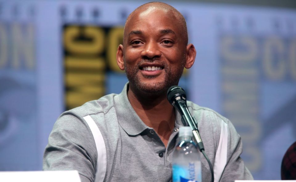 Will Smith hat in den vergangenen Monaten ein Comeback hingelegt. Der einstige „Prinz von Bel-Air“-Star konnte sich 2017 nicht mal in den Top 30 platzieren. Nun aber erobert Smith kurz nach seinem 50. Geburtstag Platz sechs. „Forbes“ bezifferte sein Jahreseinkommen auf 42 Millionen Dollar. Auch hier sorgte ein Netflix-Deal für einen Schub. Außerdem ist Smith in der Realverfilmung von Disneys Klassiker „Aladdin“ zu sehen und tritt damit in die Fußstapfen von Robin Williams.