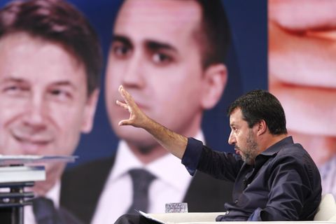 Lega-Chef Matteo Salvini repräsentiert zwar nur den kleineren Partner in der Regierung, mit seinen radikalen Sprüchen gibt er aber den Takt vor