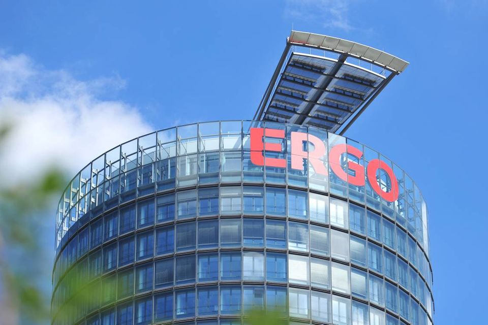 Ergo-Zentrale in Düsseldorf: Bei Versicherungen setzen die Deutschen noch auf Bewährtes