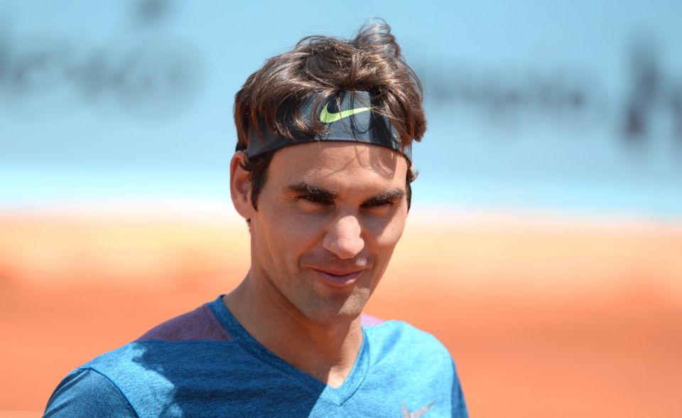 Der Schweizer Profi Roger Federer ist der bestbezahlte Tennisspieler der Welt. Auf 93,4 Mio. Euro schätzt Forbes die Einnahmen Federers, der in seiner beispiellosen Karriere bislang 20 Grand-Slam-Titel gewonnen hat.