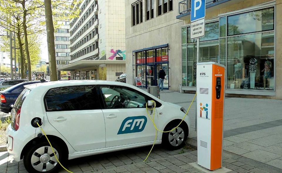 Die E-Wende bringt auch einige Neuerungen für Autofahrer mit sich