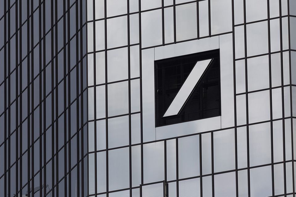 Im Zuge eines Kostensenkungsprogramms baute die Deutsche Bank zuletzt 18.000 Stellen ab