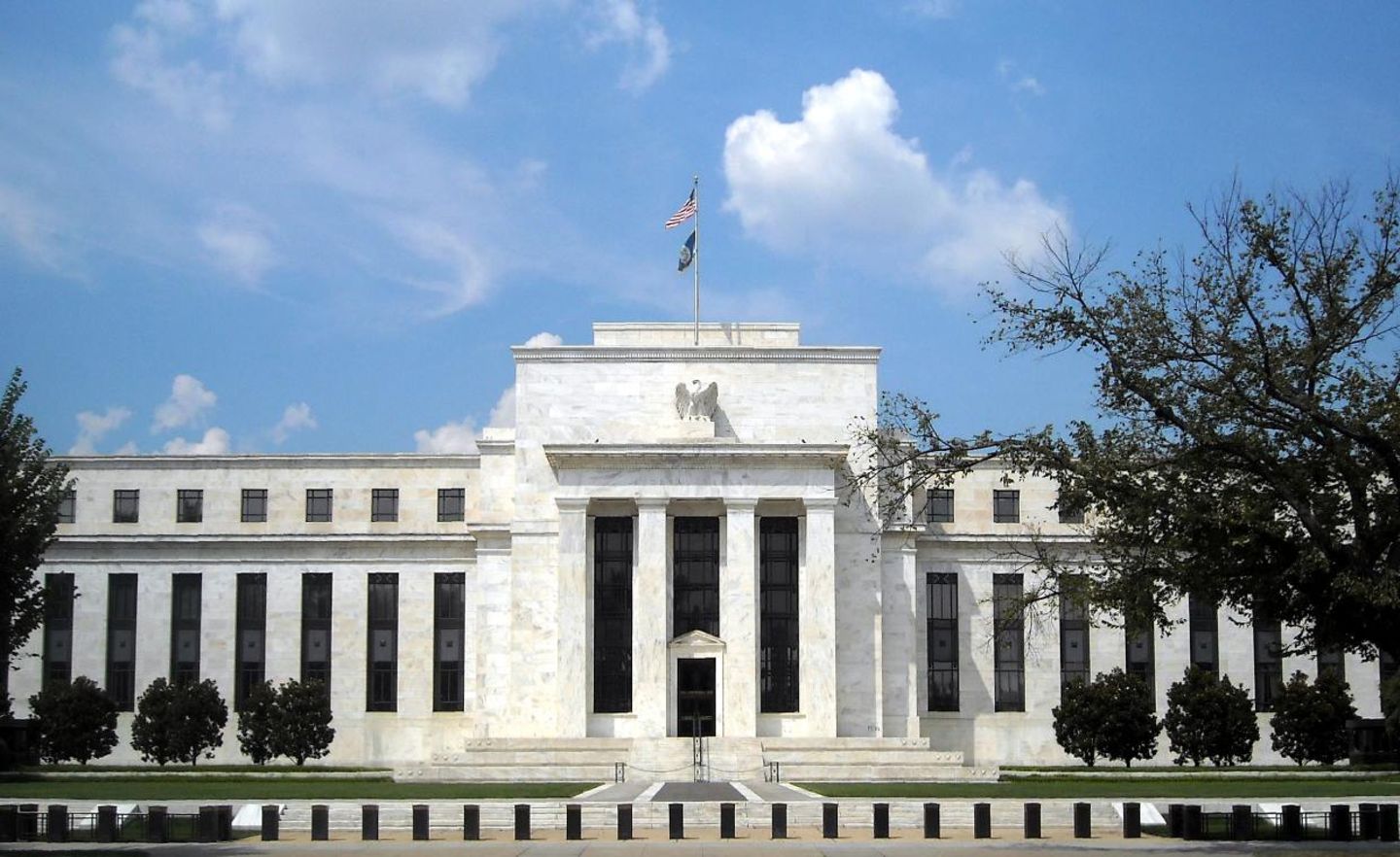 Nach der Verlangsamung des Welthandels durch US-Zölle sind alle Augen auf die US-Zentralbank gerichtet