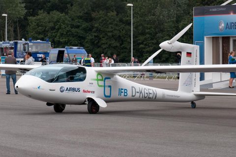 Ein Elektroflugzeug der Universität Stuttgart, auch Airbus und Siemens wollten in die Branche einsteigen
