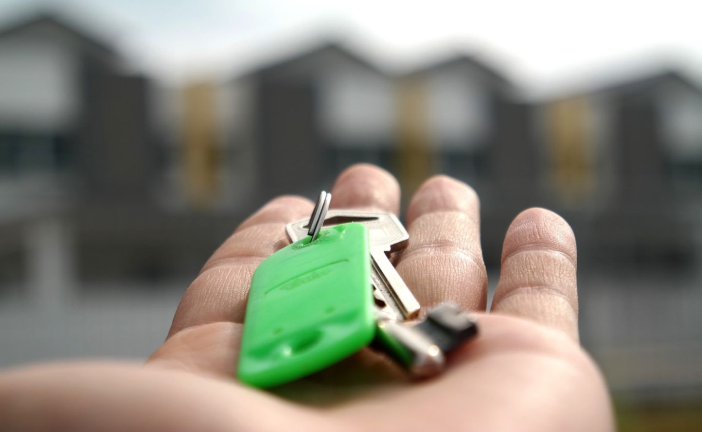 Die Preisspirale auf dem Immobilienmarkt spitzt sich zu.