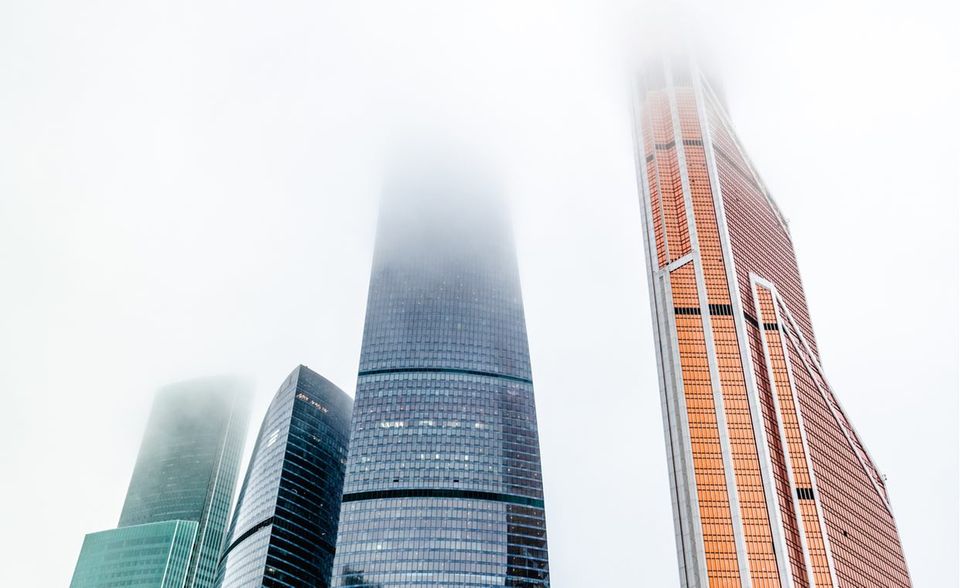 Mit einer Preissteigerungsrate von 9,5 Prozent landet Moskau auf Platz drei des Rankings. Damit steigen die Preise wieder etwas langsamer in der russischen Hauptstadt. Im ersten Quartal lag die Zuwachsrate noch bei 12 Prozent im Jahresvergleich. Grund war die Fertigstellung von Bauprojekten im Nobelviertel Ostoschenka.