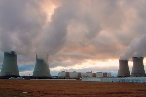 Frankreich ist der zweitgrößte Produzent von Atomenergie der Welt. 2018 wurden 413,2 Terawattstunden generiert. Das war rund ein Siebtel (15,3 Prozent) der globalen Bilanz. Frankreich baute den Nuklearsektor aus. Die Jahresproduktion stieg um 3,7 Prozent.