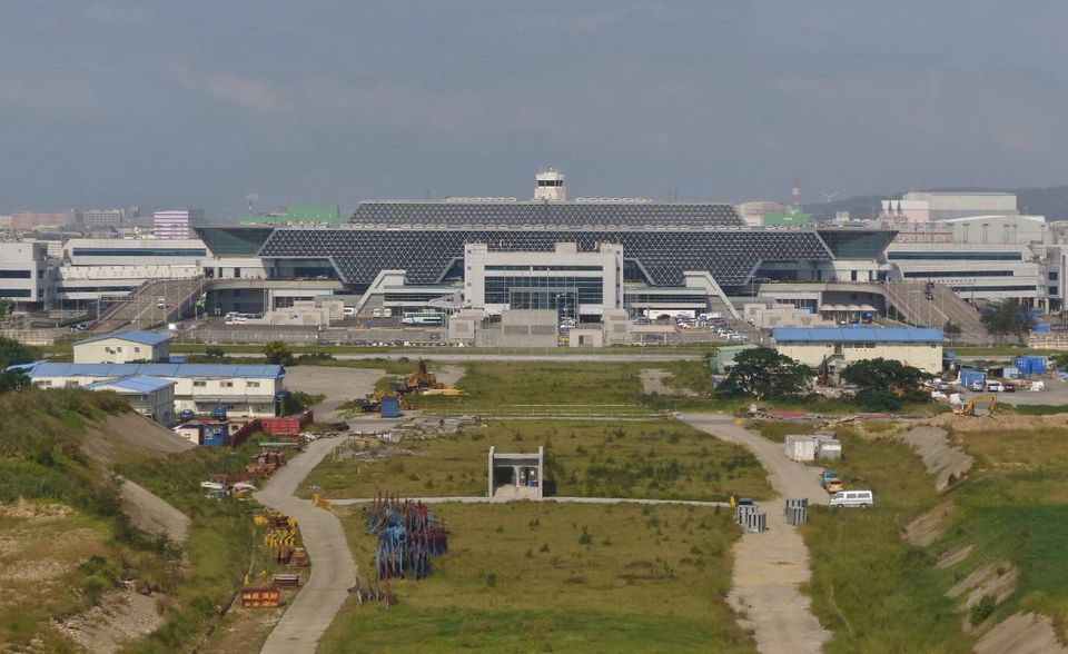 Der Airport der Hauptstadt von Taiwan rutschte im ACI-Ranking um einen Platz ab. Dabei konnte der Taiwan Taoyuan International Airport in Taipeh die Frachtmenge um 2,4 Prozent auf 2,3 Millionen Tonnen steigern.