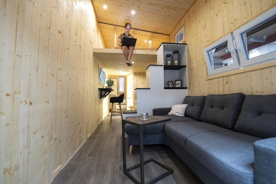 In Deutschland wird nicht nru zu wenig, sondern auch falsch gebaut. Benötigt wird mehr Wohnraum für Singles. Das "Tiny House" kann eine Lösung sein