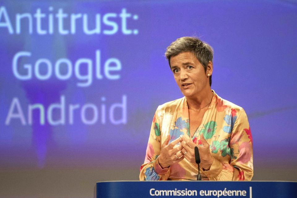 EU-Wettbewerbskommissarin Vestager scheut keine Konflikte: Gegen Google hat sie schon mehrfach Milliardenstrafen verhängt