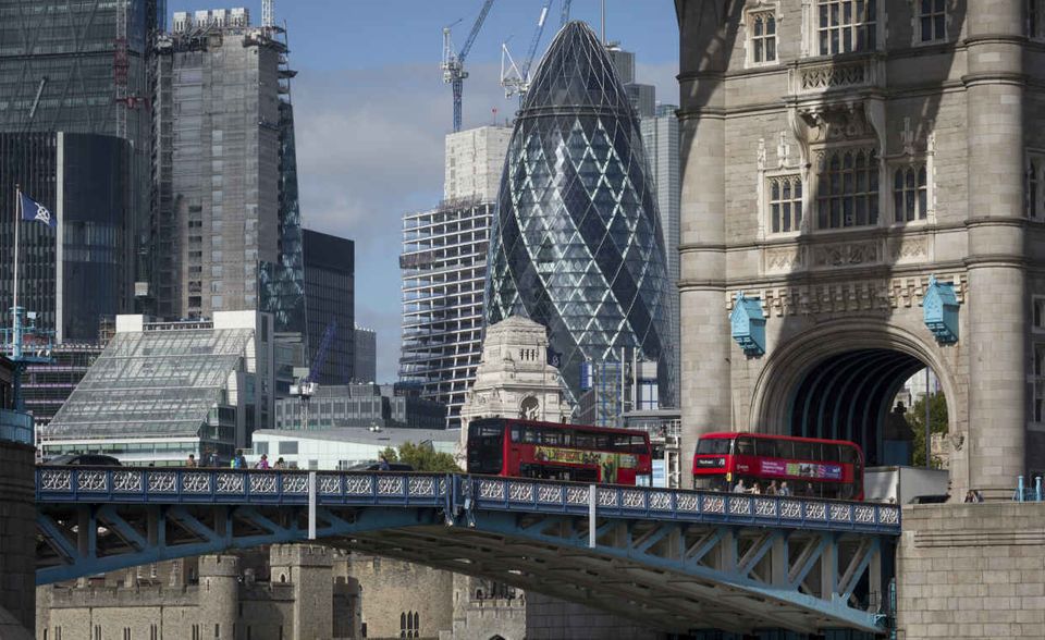 #3 London London ist nach Ansicht der Analysten die Tech-Hauptstadt Europas. Sie erzielte fast durchweg gute Noten, bei „Buzz und Wellness“ sowie Mobilität gab es Platz eins. Die hohen Preise und ein nur mittelmäßiger Wert beim Tech-Umfeld verhinderten eine höhere Platzierung.