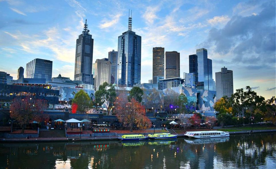 Auch Platz zwei des Rankings geht nach Australien. Melbourne bekam in der Untersuchung 98,4 Punkte zugesprochen. Die schlechteste Note gab es bei der Stabilität (95 Punkte). Australien liegt damit im Länder-Ranking mit drei Städten gleichauf mit Kanada.