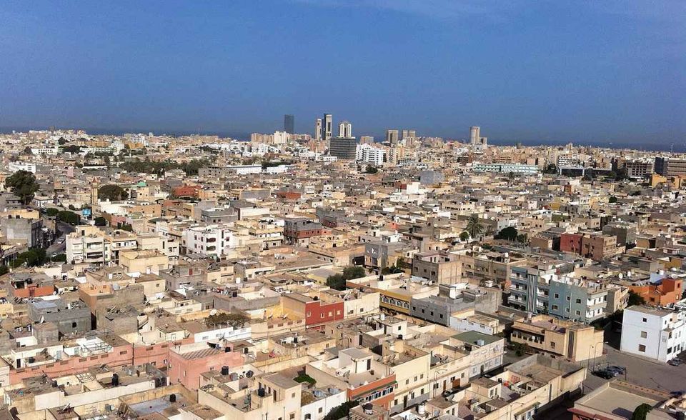 Tripolis gehört mit 40,4 Punkten zu den am wenigsten lebenswerten Städten der Welt. Die Hauptstadt von Libyen verlor vor allem bei der Stabilität (35 Punkte). Das beste Resultat von 50 Punkten gelang bei der Bildung.