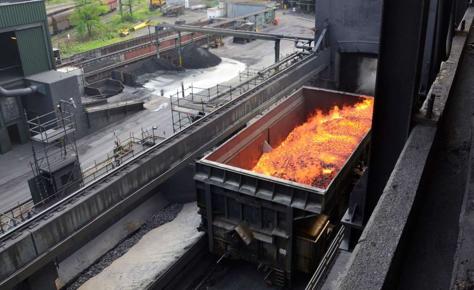 Industrieprozesse liegen mit 64,7 Millionen Tonnen an Treibhausgasen auf Platz fünf. Hier war ein Zuwachs um 0,4 Prozent zu verzeichnen, das einzige Plus in der Klimabilanz 2018. Unter Industrieprozesse fallen unter anderem die chemische Industrie oder die Herstellung von Metallen.