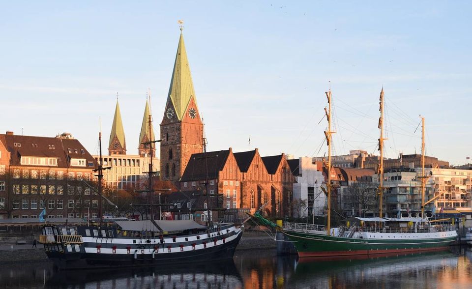 Die durchschnittliche Nettokaltmiete beläuft sich in Bremen auf 6,90 Euro pro Quadratmeter. Neue Mietverträge schreiben dagegen 7,70 Euro vor.