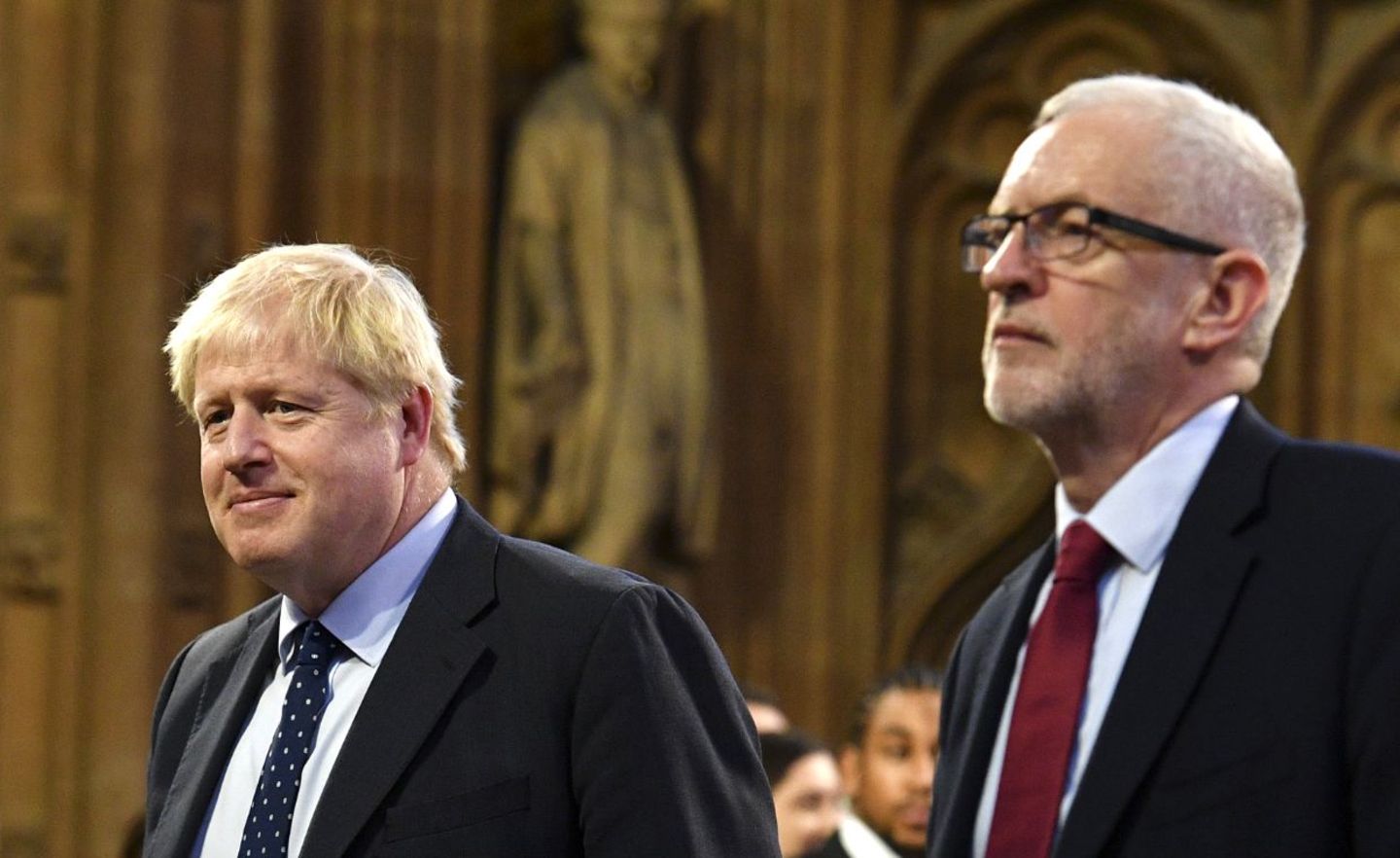 Einer wird gewinnen: Premier Boris Johnson oder Labour-Chef Jeremy Corbyn