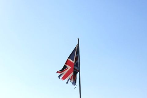 Arg zerzaust der Union Jack: Großbritannien findet den Ausgang aus der EU nicht