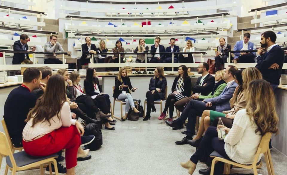 Workshops Traditionell dient die Veranstaltung dem Austausch aktueller und ehemaliger Preisträger der „Top 40 unter 40“. Dazu dienten in diesem Jahr auch die Workshops rund um das Thema „Generation Weltretter“.