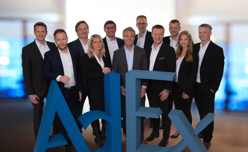AdEx Partners (406 Punkte): Planung, Konzeption, Initialisierung und  Umsetzung: AdEx verspricht Kunden das    Managen komplexer Projekte. 37 Prozent    der Kunden vergeben die Höchstnote, bei    McKinsey sind es nur 22 Prozent.