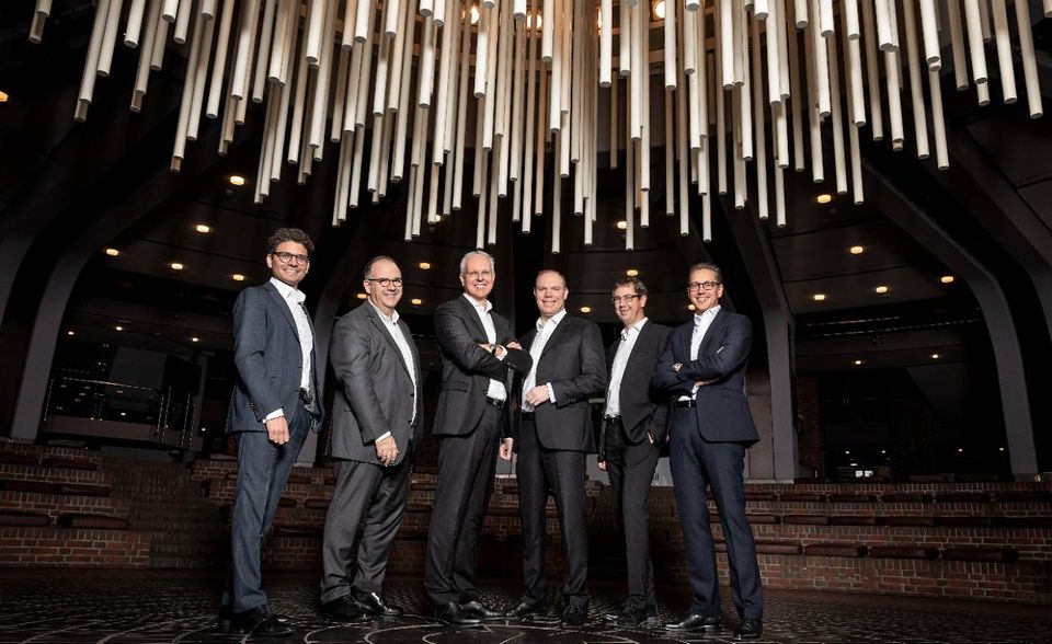 Banken & Versicherungen Horn & Company (397 Punkte): Christian Horn und seine Partner sind seit Jahren die Experten für Finanzdienstleistungen. Sie gewinnen ihre Kunden vor allem mit Beratern, die selbst viel Erfahrung in dieser Branche haben.