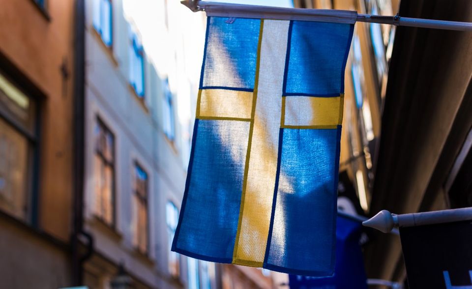 Nur ein Land in Europa setzte 2017 pro Kopf weniger klimaschädliche Gase frei als Schweden und Malta. Sie sicherten sich mit je 5,5 Tonnen Platz zwei. Schweden verbesserte die Bilanz im Vergleich zum Vorjahr um 0,1 Tonnen. In Malta stieg der Ausstoß hingegen um zehn Prozent. Beide Länder waren im Jahr 2000 auf je 7,9 Tonnen gekommen.