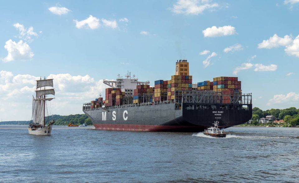 Die Reederei Mediterranean Shipping Company (MSC) ist ein Neuling unter den Top Ten. Das Unternehmen betreibt Containerschifffahrt und bietet Kreuzfahrten an. Die CO2-Emissionen beliefen sich auf 11 Millionen Tonnen.