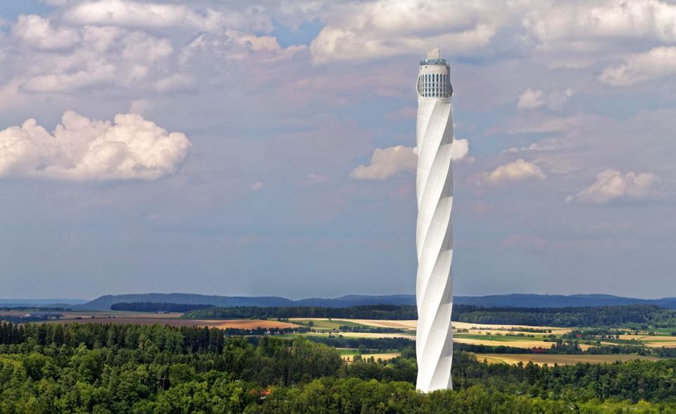 BILD In Rottweil hat Thyssenkrupp einen Testturm für Aufzüge gebaut. Die Sparte ist erfolgreich und soll verkauft werden