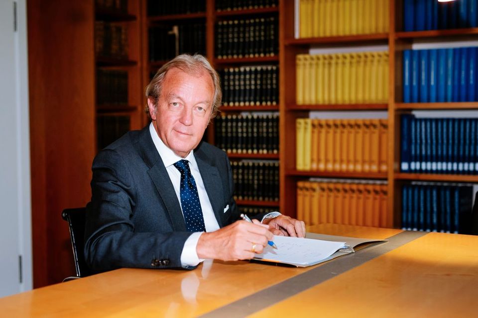 Peter Sohn, Fachanwalt für Bau- und Architektenrecht und Erster Vorsitzender der Arbeitsgemeinschaft Baurecht im Deutschen Anwaltverein, ist Partner der Kanzlei Heimann Hallermann in Hamm/Westfalen