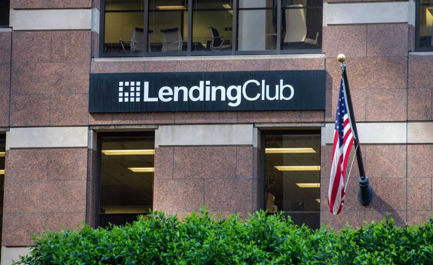 Das Logo von Lending Club ist an der Zentrale in der Innenstadt von San Francisco zu sehen. Die Plattform vermittelt Kredite