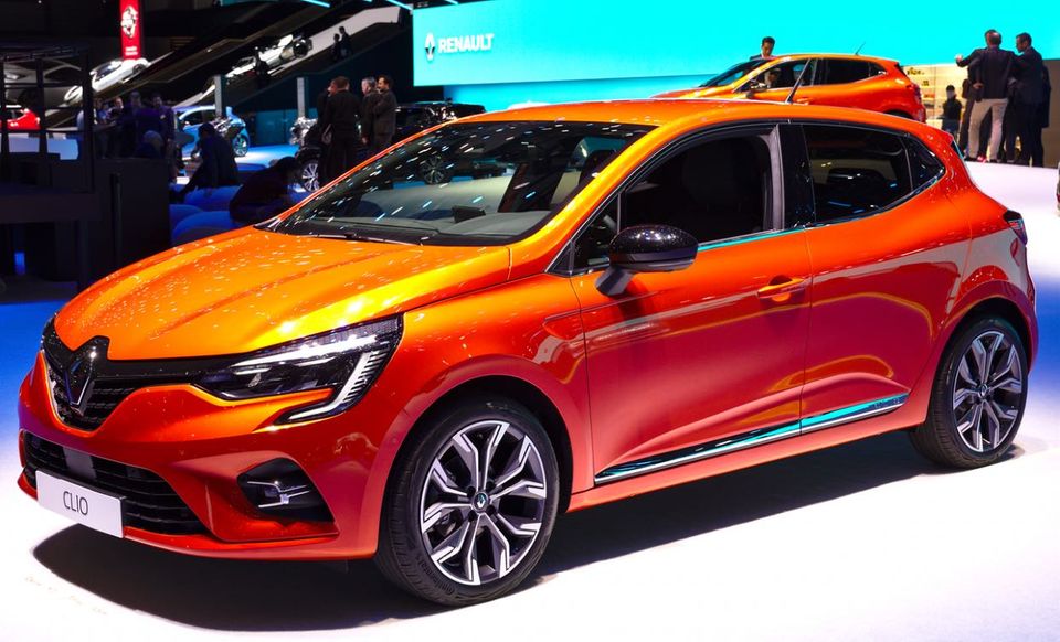 Der führende französische Automobilhersteller hat 2019 in den 27 EU-Ländern 1,06 Millionen Neuwagen auf die Straße gebracht. Das meistverkaufte Modell Clio ist in der nunmehr fünften Generation des Kleinwagens auf dem Markt. Sie wurde auf dem 89. Genfer Auto-Salon im März 2019 vorgestellt.