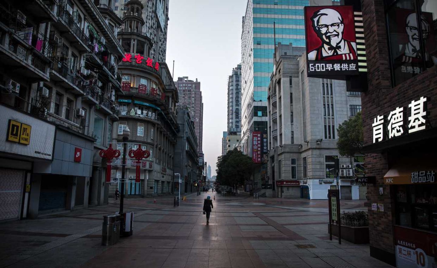 Leere Einkaufsstraße in Wuhan