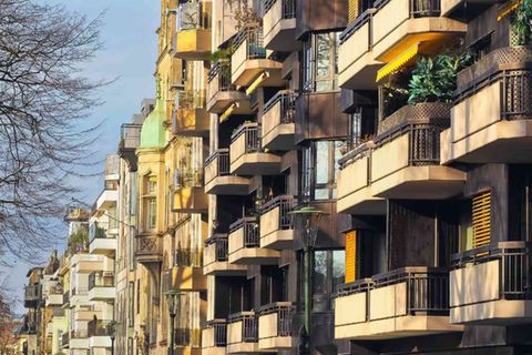In vielen Metropolen werden Mietshäuser zu Eigentumswohnungen – mit Folgen für die Mieter