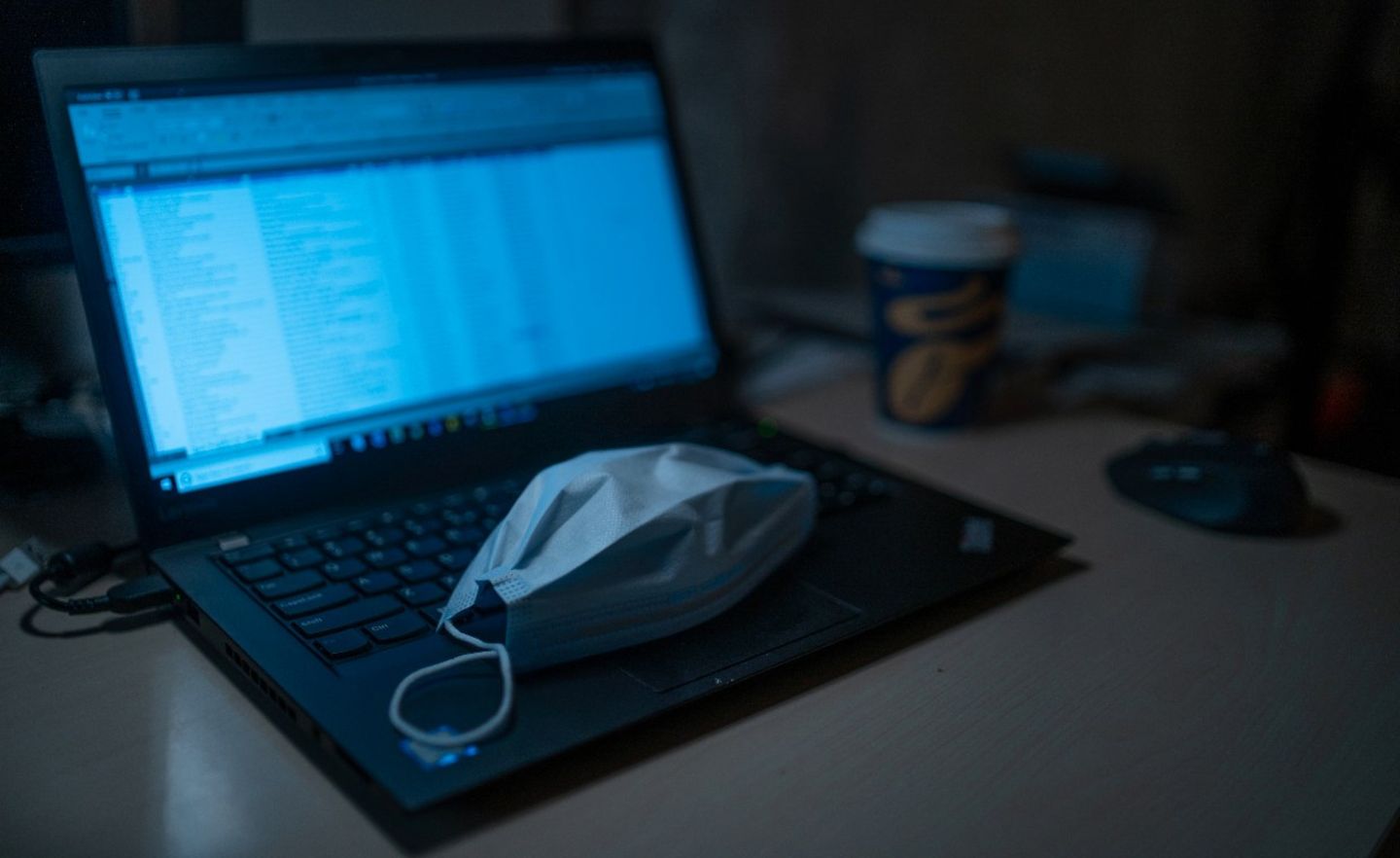 Aufgrund des Coronavirus setzen immer mehr Firmen auf das Homeoffice