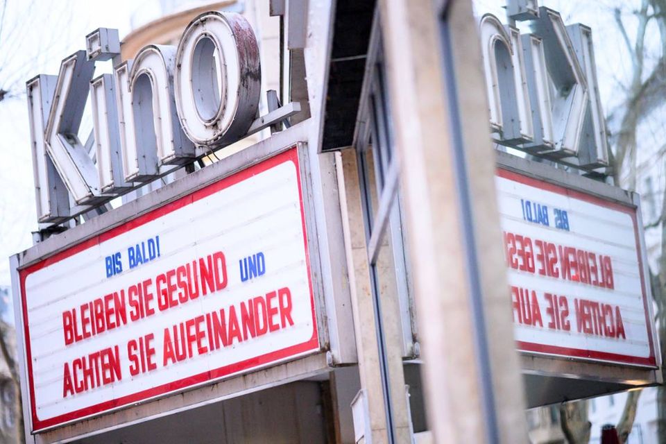 Auch Kinos sind wegen der Corona-Krise geschlossen. Wann kehrt die Normalität zurück?