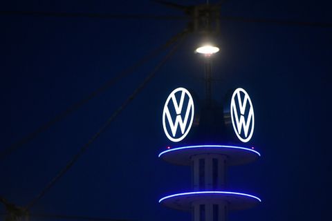 VW-Werbung in Hannover: Noch immer kämpft der Autokonzern mit den Folgen der Affäre um manipulierte DIeselmotoren