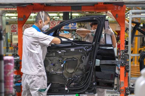 In China ist die Produktion beim Gemeinschaftswerk von FAW und Vokswagen wieder angelaufen. Wann ist es in Deutschland so weit?