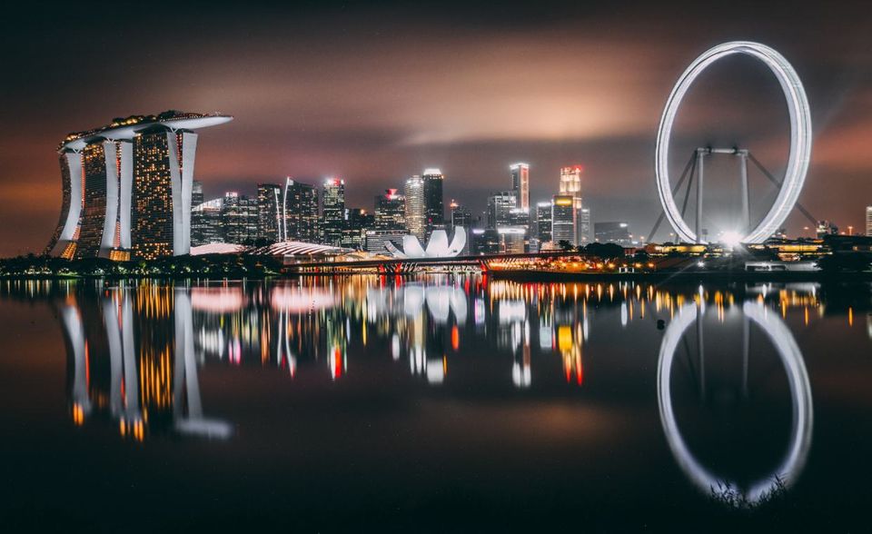 #8 Singapur Singapur belegte mit 624.28 Punkten Platz acht. Das entschlossene Vorgehen der Regierung galt lange als weltweit vorbildlich. Dann wendete sich das Blatt. „Vom Musterland zum Corona-Hotspot“, titelte „heute.de“ Ende April.