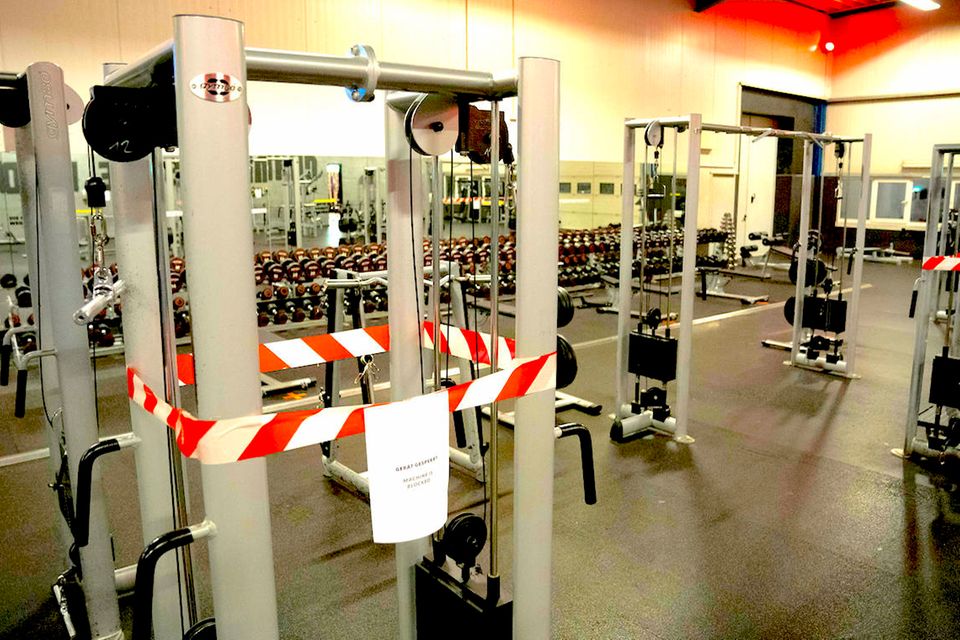 Nach sieben Wochen Stillstand aufgrung der Corona-Einschränkungen dürfen Fitnessstudios unter strengen Auflagen in Deutschland wieder öffnen