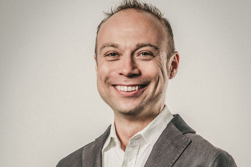Josef Brunner, Gründer, Investor und Relayr-Chef, weiß aus eigener Erfahrung, dass zur Gründung Mut und Risiken gehören