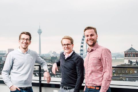 Right Now-Gründer Benedikt Quarch (r.) mit den Mitgründern Phillip Eischet und Torben Antretter