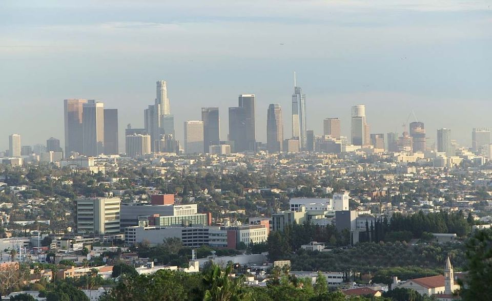 Mitte Februar 2019: Klagen in den USA drohen Die Anwaltskanzlei Bronstein, Gewirt & Grossman reicht vor einem Bezirksgericht in Los Angeles eine Sammelklage gegen Wirecard auf Schadenersatz ein. Ihre Klienten sind Wirecard-Aktionäre und sehen sich von den missverständlichen Aussagen rund um den Konzern in die Irre geführt. Auch mehrere deutsche Anwaltskanzleien prüfen der „Süddeutschen Zeitung“ zufolge rechtliche Schritte gegen Wirecard.