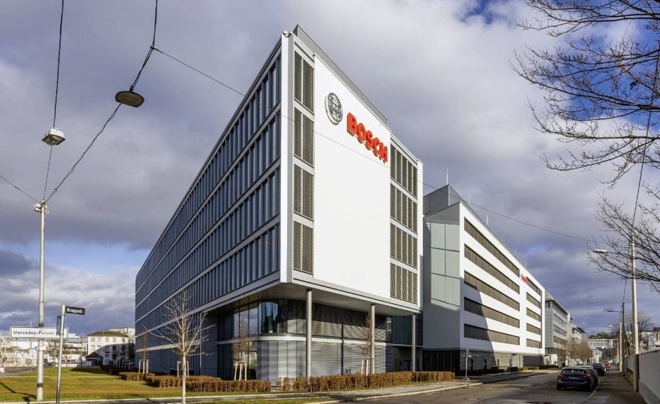 Das Spitzentrio ist in diesem Jahr gleich geblieben. Für die Bosch Gruppe würden gern 11,18 Prozent der Umfrageteilnehmer arbeiten. Das waren 1,38 Prozentpunkte weniger als 2019.