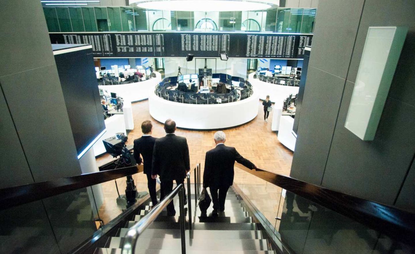 Handelssaal der Frankfurter Börse: Nach dem Corona-Crash haben sich viele Privatanleger aufs Börsenparkett gewagt