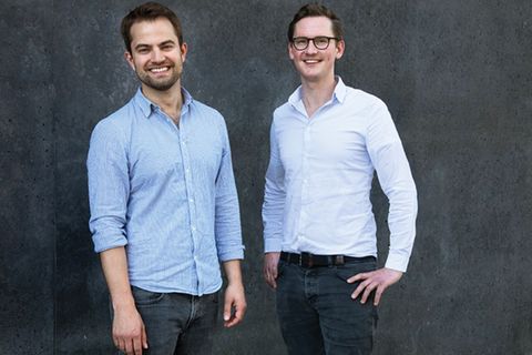 Tourlane-Gründer Julian Stiefel und Julian Weselek sprechen in „Die Stunde Null“ darüber, was die Coronakrise für ihr Start-up bedeutet hat und wie sie gestärkt daraus hervorgehen wollen