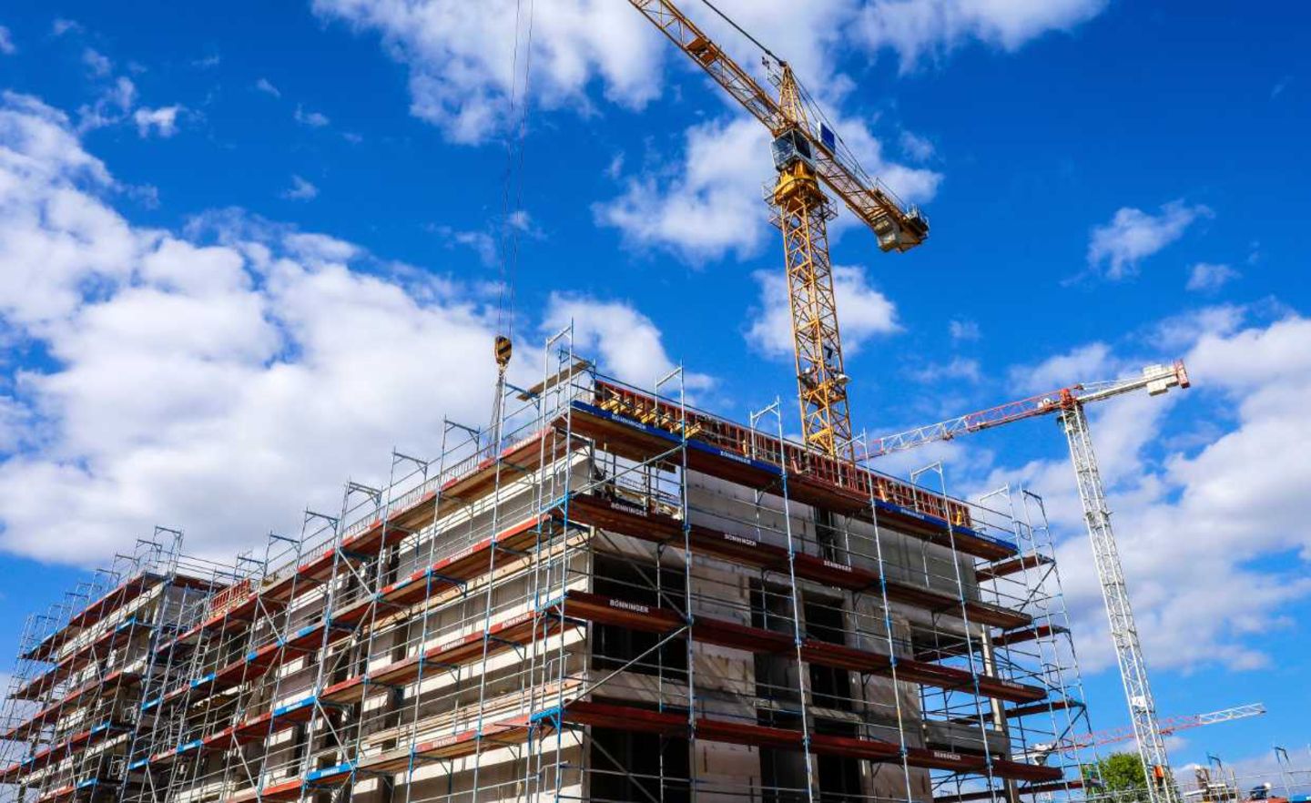 Baustelle in Essen: In der Immobilienwirtschaft geht es immer noch analog zu